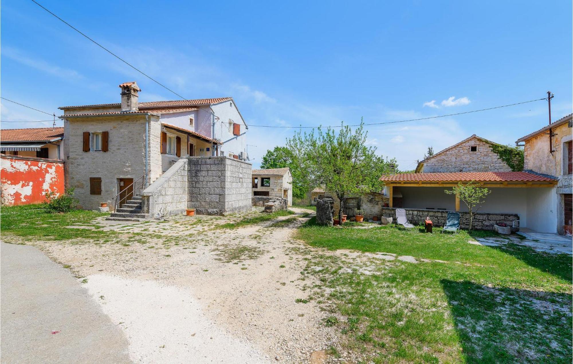 Cozy Home In Pazin With House A Panoramic View Екстериор снимка