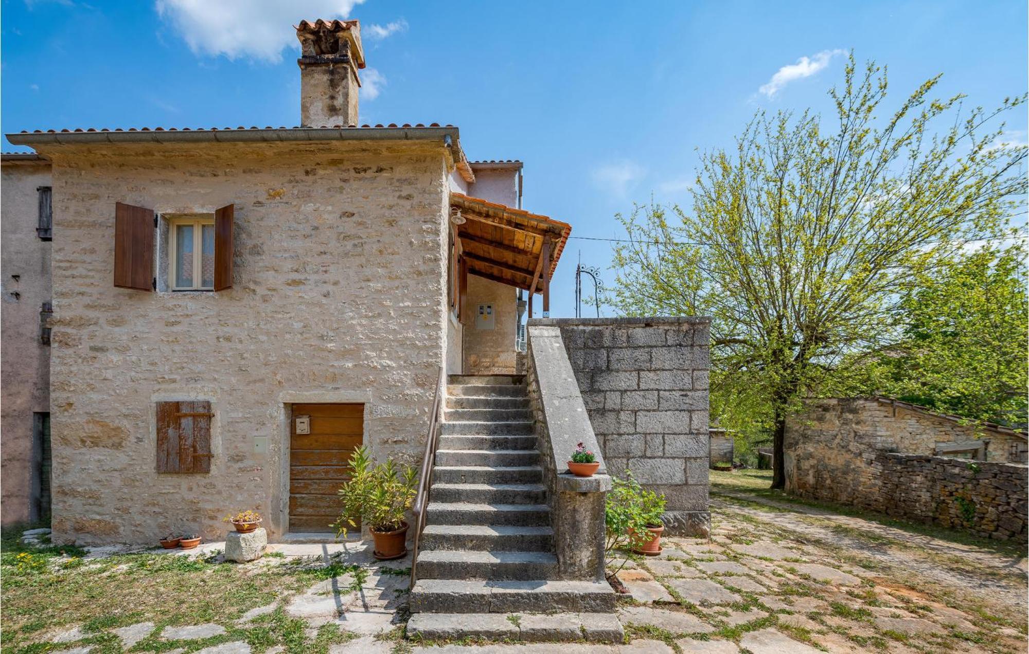 Cozy Home In Pazin With House A Panoramic View Екстериор снимка